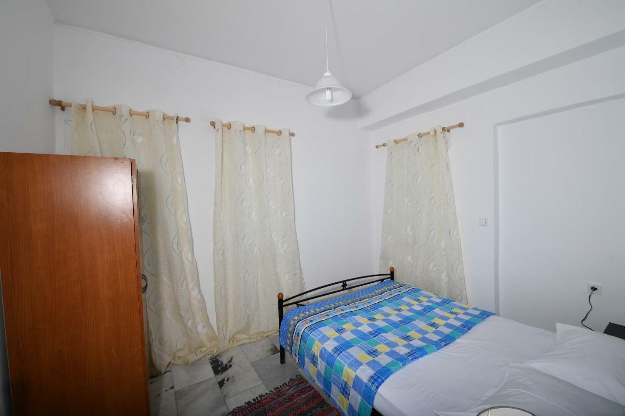 Appartement Santo Margarita à Oia  Extérieur photo