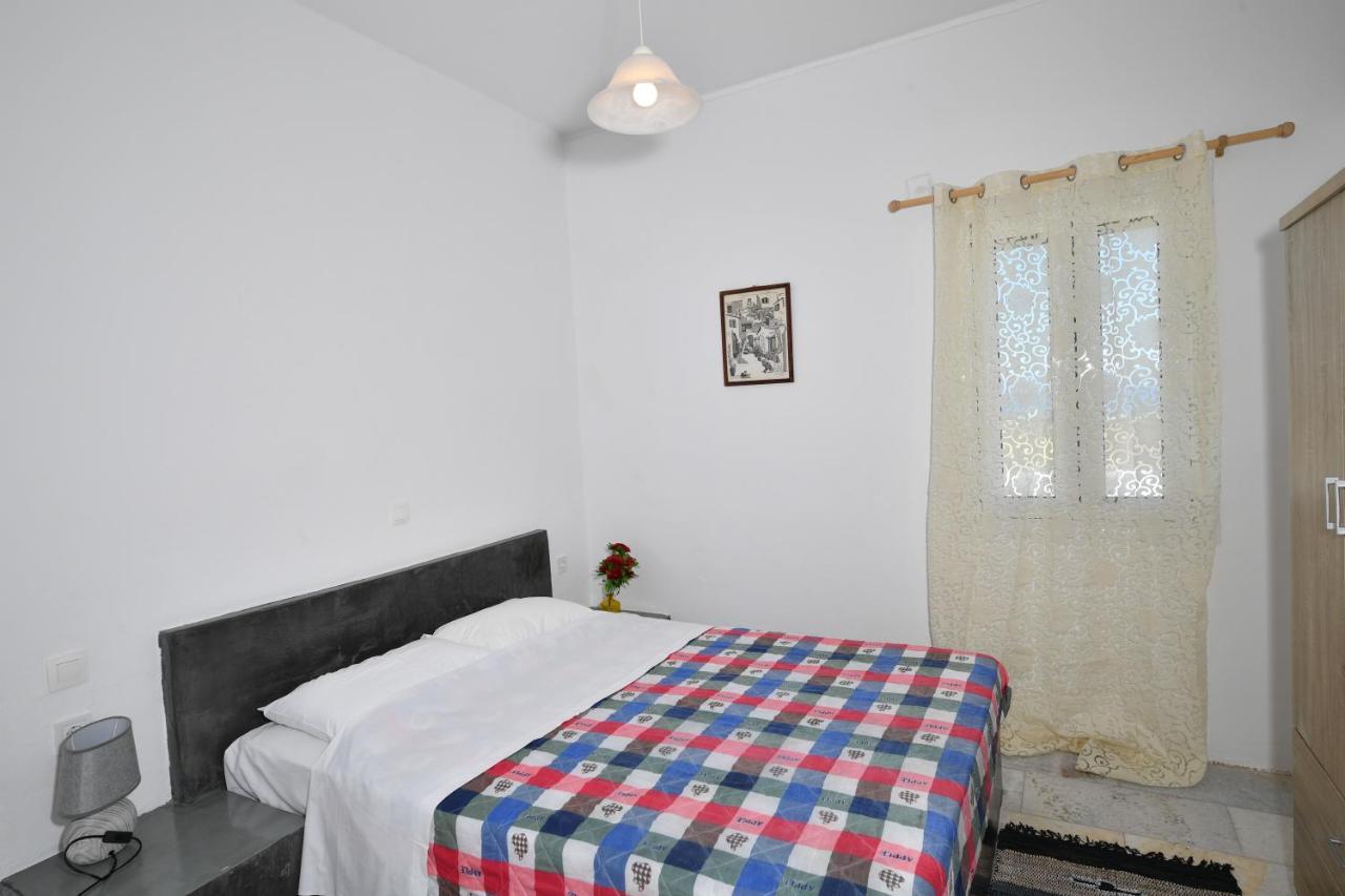 Appartement Santo Margarita à Oia  Extérieur photo